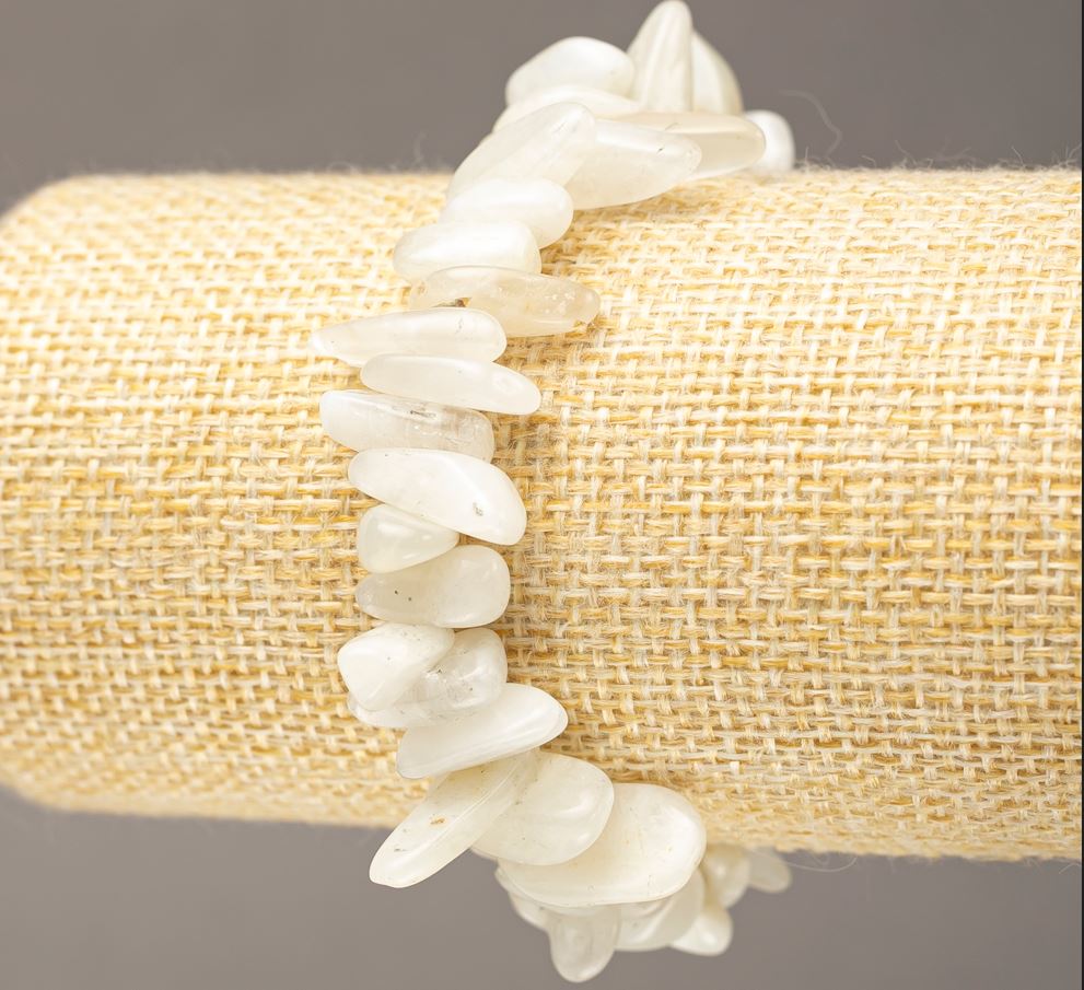 Aventurine natural stone bracelet, 'Needle' chip on an elastic cord, diameter 11-23×3-6(±)mm, length 18 cm