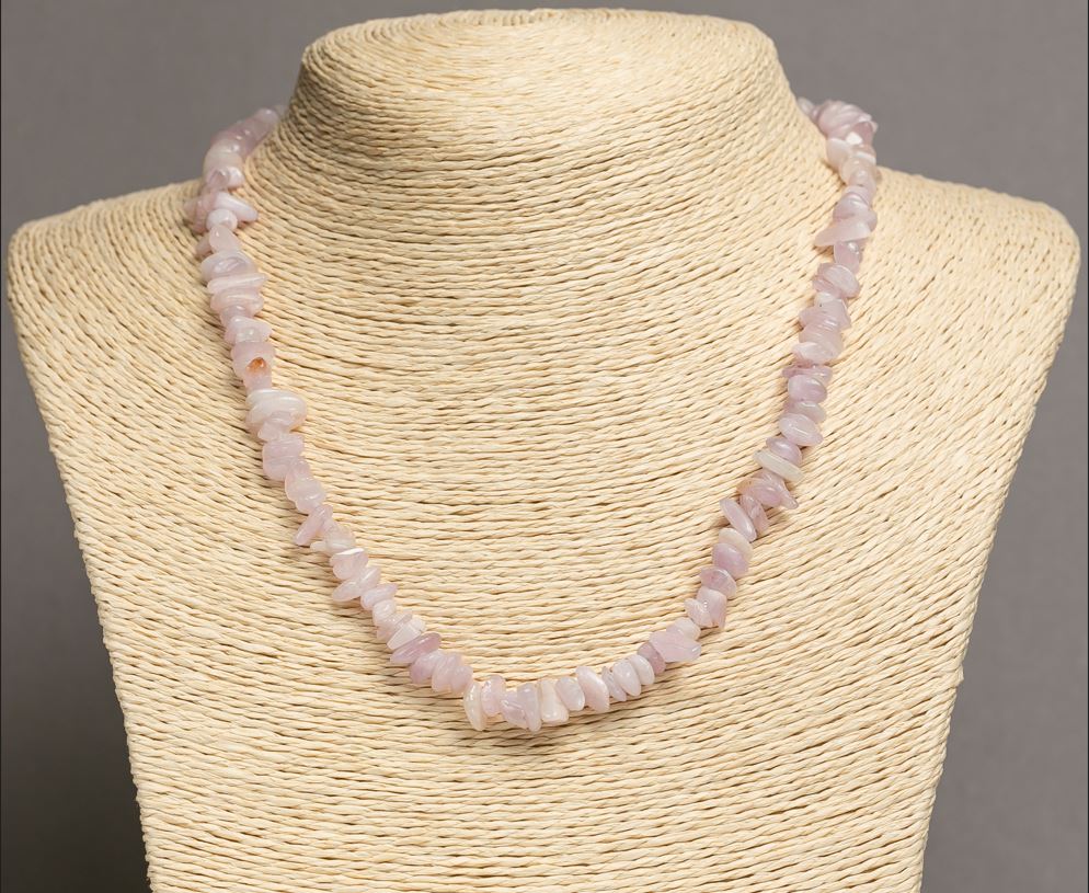 Kunzite Natural Stone Necklace, chips 8x3 mm, length 46-49 cm