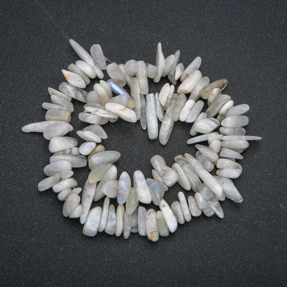 Adularia natural stone bead strand 'needle' chip, diameter 18x5mm, length 41 cm +