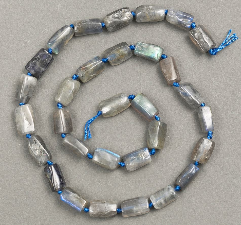 Beads on a string Labradorite, faceted 11×7 mm, length 44 cm+