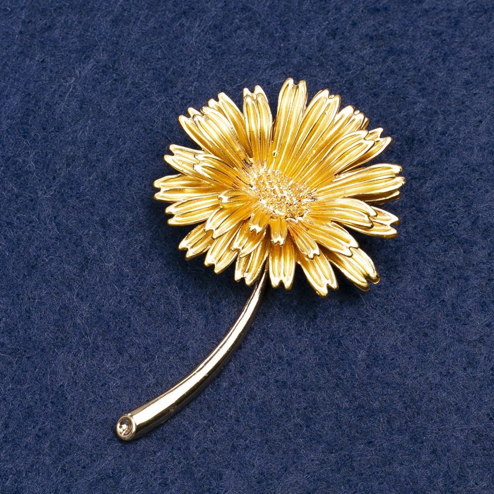 Daisy Flower Brooch 50x34mm