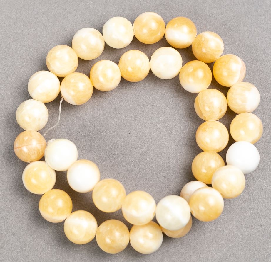 Beads on Beading Line Pearlized (Acrylic) Smooth Bead Ø12.5 mm+, Length 39 cm