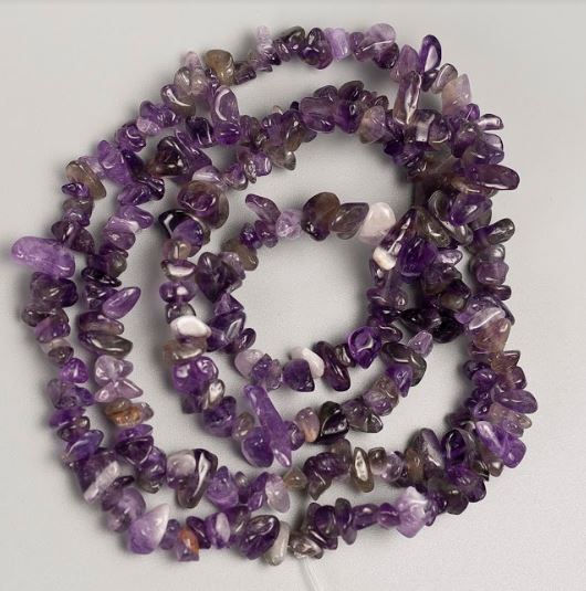 Amethyst chip beads on beading thread, natural stone, size 13x5-5x3 mm (±), length 80 cm