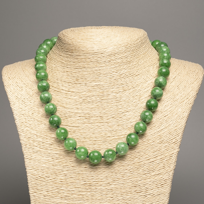 Necklace green Chrysoprase smooth round beads, 12 mm diameter, approx. 50 cm length, made of white nephrite (synthetically dyed)