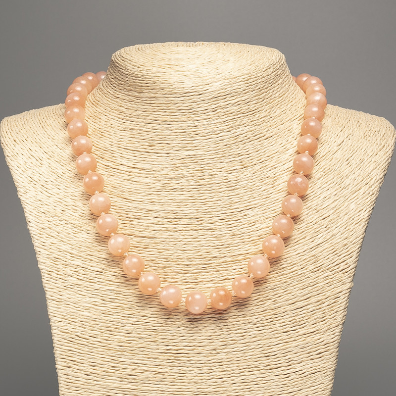 Necklace with smooth beads, 10 mm diameter, 50 cm length, made of white nephrite (synthetically dyed)