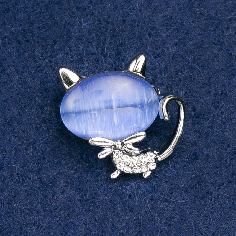 Cat Brooch with Blue Cat's Eye and White Crystals, Silver Metal 24x23mm