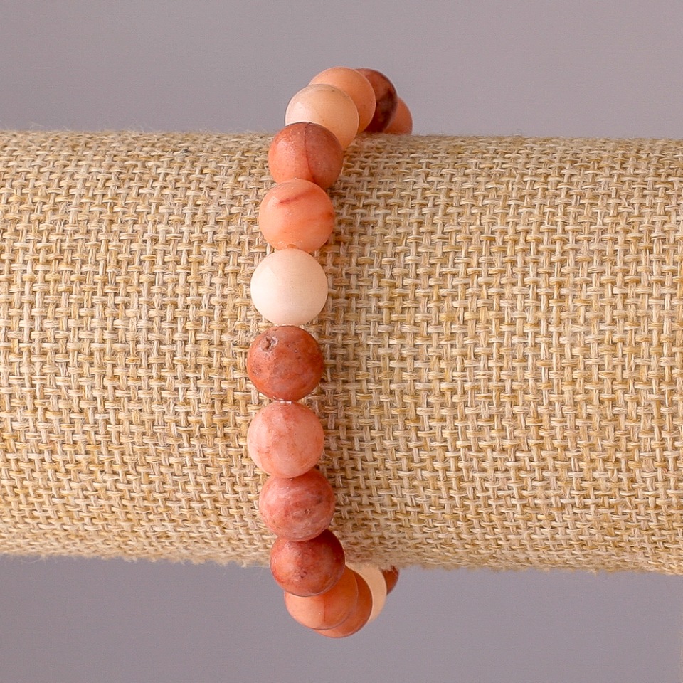 Браслет Селеніт на резинці гладка кулька, діаметр 8мм обхват 18см