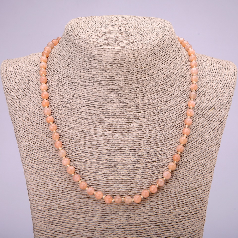 Намисто з натурального каменю Селеніт гладка кулька, діаметр 6(+-)мм, довжина 48см