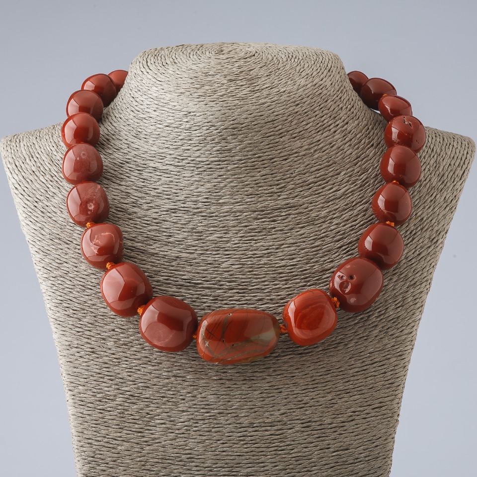 Clearance. Red jasper natural stone necklace, large graduated beads, 12-21 mm diameter, 49 cm length