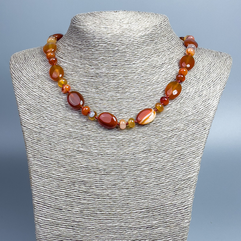 Agate Necklace of Natural Stone, Oval, diameter 18x12 mm +-, rondelles 8x5 mm +-, length 48 cm +