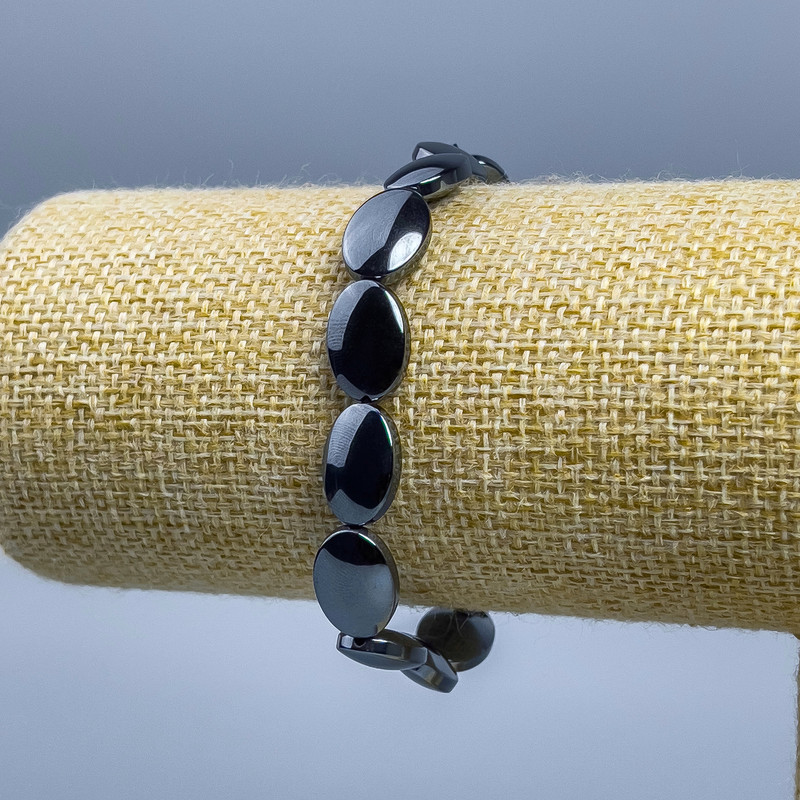 Hematite Oval Bracelet, diameter 14x10x5 mm, length 18 cm (stretch)