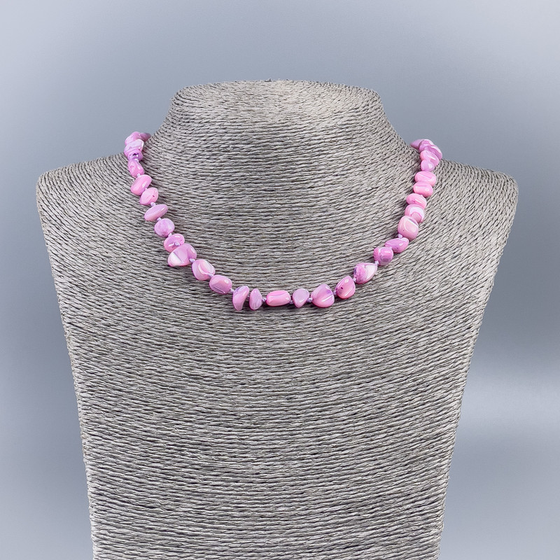 Natural mother-of-pearl necklace (tinted) lilac chips, 8 mm diameter, 50 cm length