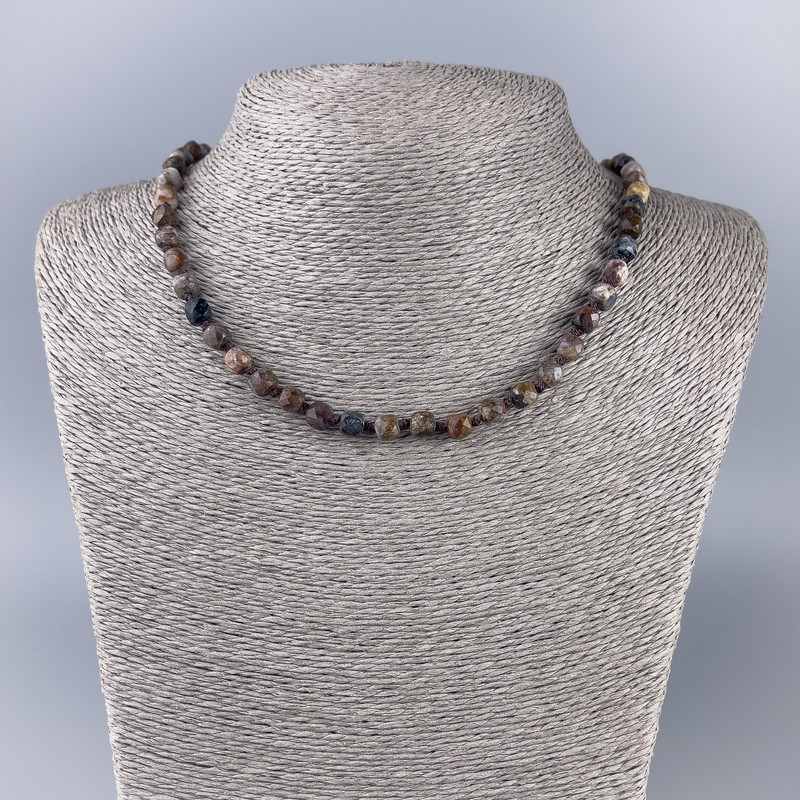 Petersite Necklace, natural stone, faceted cube beads, 6x6 mm diameter, 50 cm length