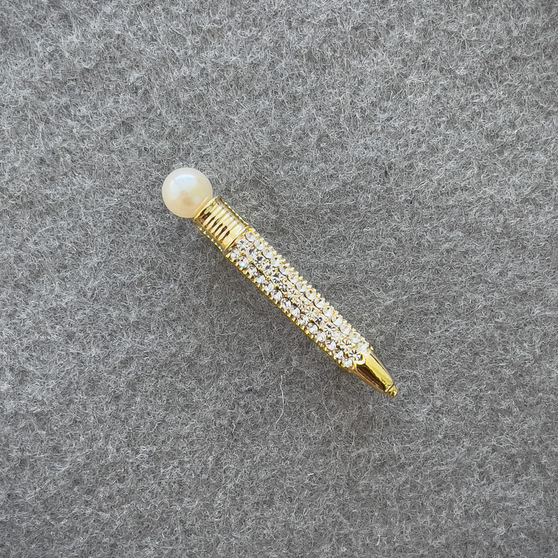 Brooch Pen with White Rhinestones and Pearl, Golden Metal 37×6 mm+