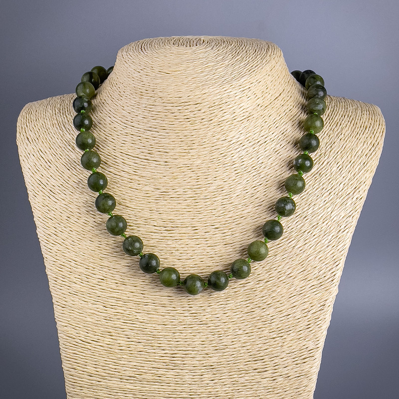 Jadeite Beads Necklace (Acrylic), Smooth Beads, Diameter 10.5 mm, Length 50 cm +/-
