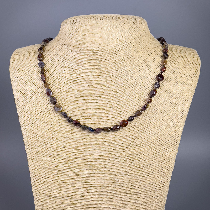 Petersite necklace, natural stone, faceted beads, 6x8 mm diameter, length 51 cm