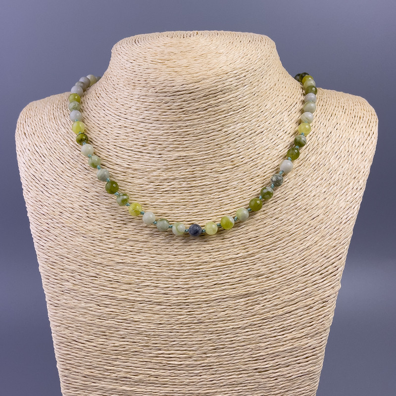 Ophite Necklace (artificial acrylic) smooth beads, diameter 6.5 mm, length 51 cm