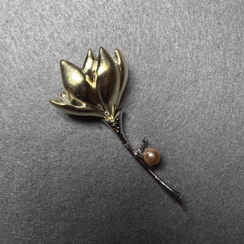 Magnolia Flower Brooch with Gold-tone and Silver Enamel, Gold-tone Crystals, Bead, Gold-tone Metal 29x65mm