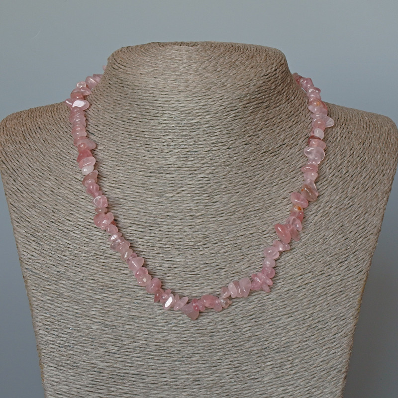 Pink Quartz Necklace with Natural Stone Chips, 7x2 mm, 46 cm long