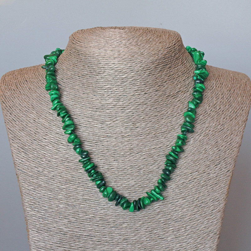 Malachite Necklace, natural stone chips, diameter 8x3 mm, length 48 cm