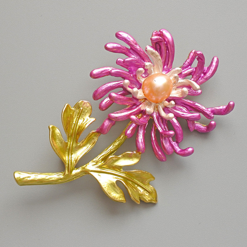 Brooch pendant Chrysanthemum Flower yellow, raspberry, and white matte enamel, white bead, gold-tone metal 40×61mm