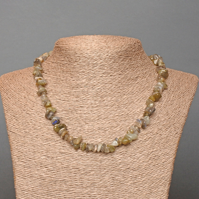 Labradorite natural stone chip necklace, 10×4 mm, length 47 cm