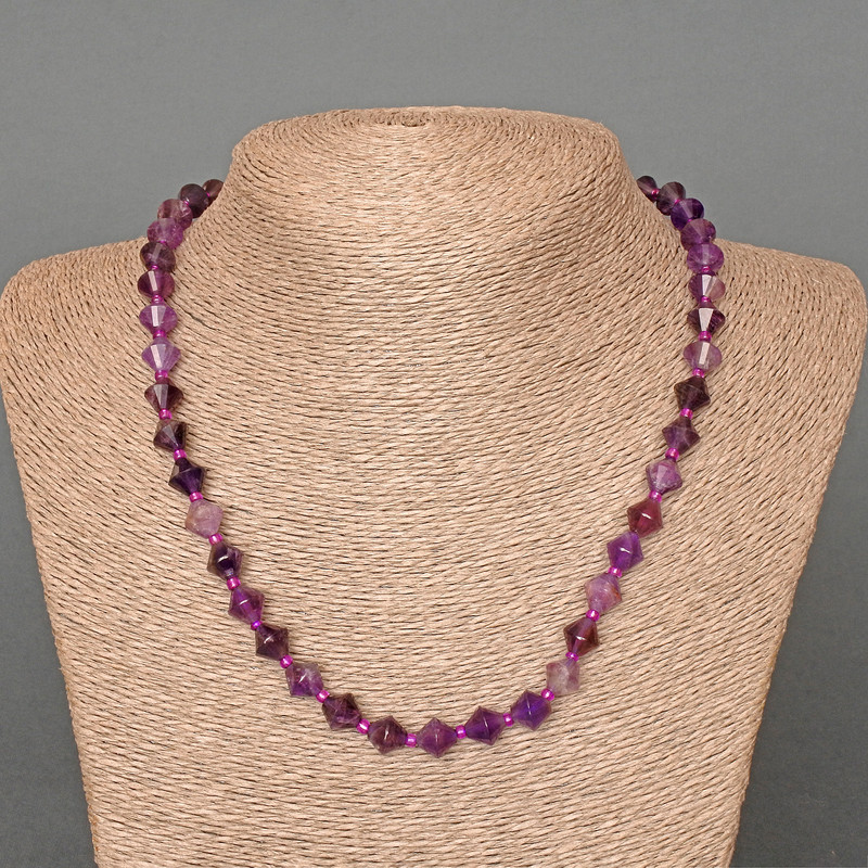 Faceted Amethyst Necklace, natural stone, diamond-shaped beads, diameter 8.5x8.5 mm, length 49 cm, with seed beads
